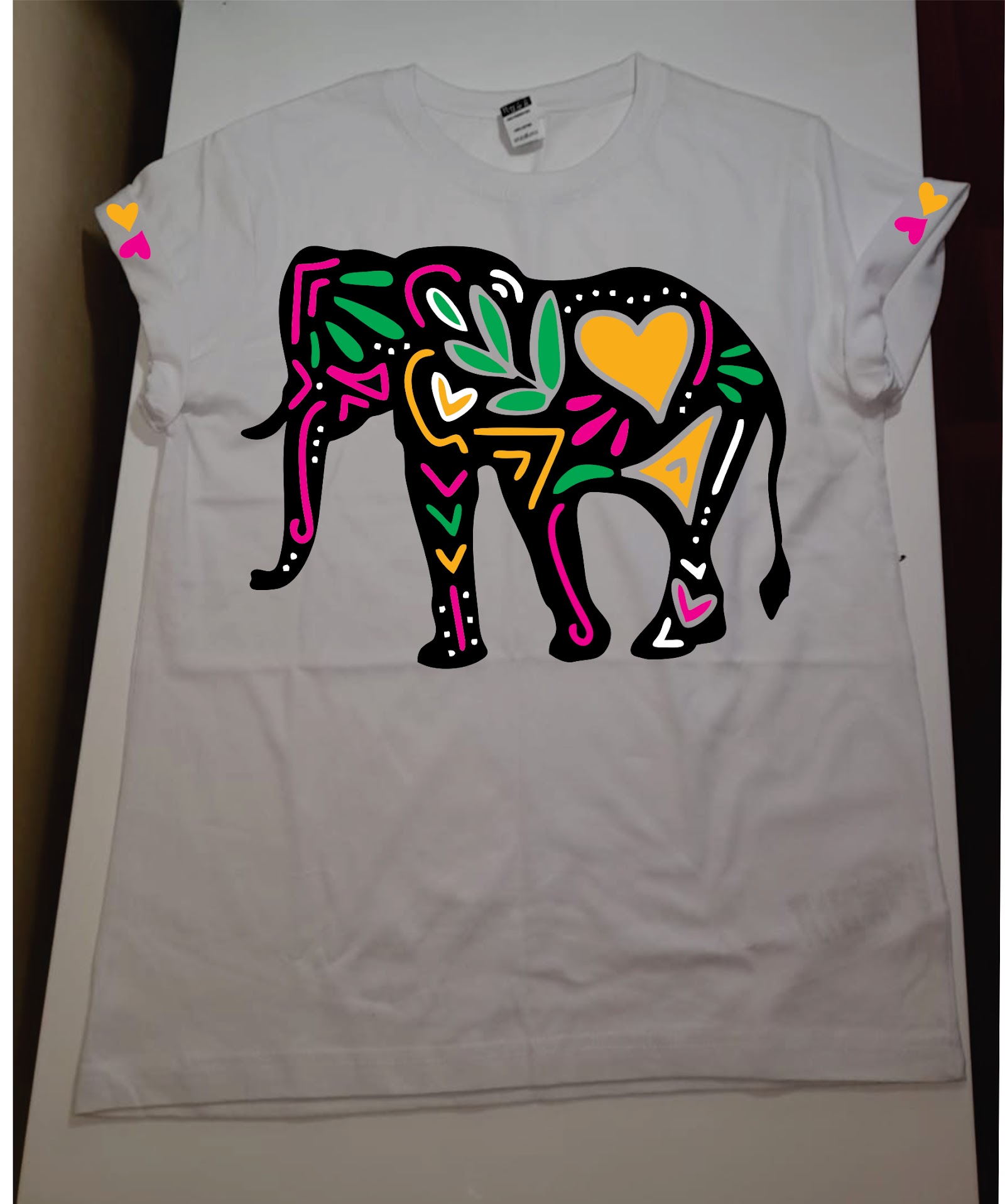 Poleras con diseños exclusivos